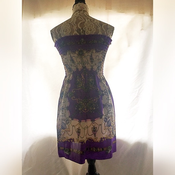 Mini dress with vintage print - Picture 3 of 4